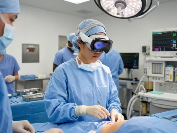34,4 минуты вместо 42,7: использование Apple Vision Pro в операционной сократило время хирургического вмешательства на 19%